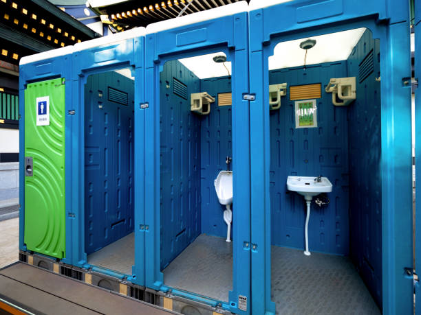 Best Porta potty delivery and setup  in Manchester, MO